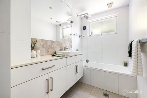 Property photo of 2/1 Hawkesbury Avenue Dee Why NSW 2099