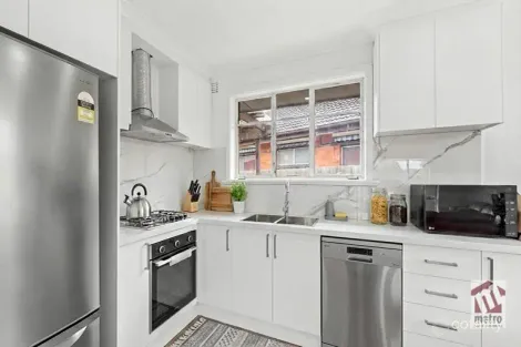 Property photo of 28 Fox Street St Albans VIC 3021