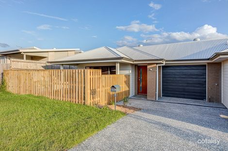 2/2 Haystack Cl, Park Ridge, QLD 4125