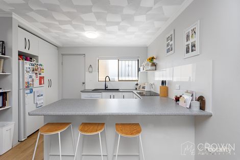 Property photo of 2/129 Flinders Parade Scarborough QLD 4020