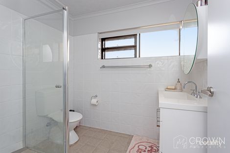 Property photo of 2/129 Flinders Parade Scarborough QLD 4020