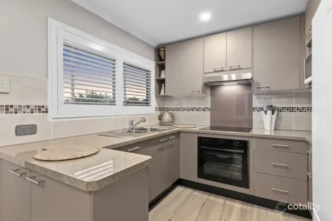 Property photo of 2 Altola Street Durack QLD 4077