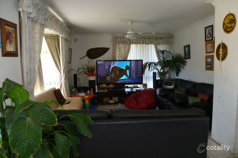Property photo of 26 Mentha Place Macquarie Fields NSW 2564