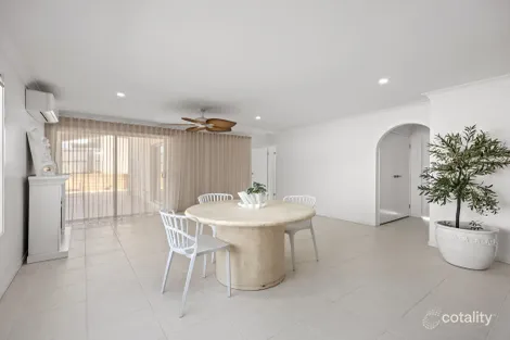 Property photo of 7 Chambers Ridge Boulevard Park Ridge QLD 4125