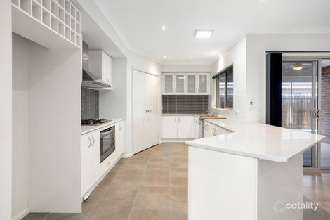 Property photo of 21 Lauriston Drive Eynesbury VIC 3338