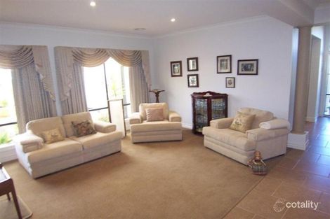 Property photo of 12 Burnside Street Eaglehawk VIC 3556