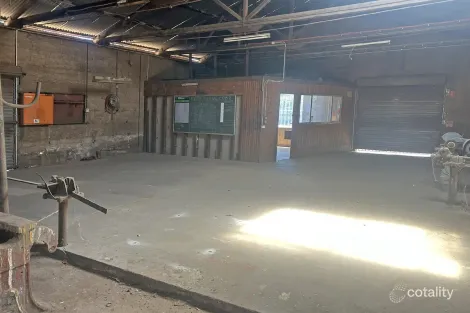 Property photo of 33 Third Avenue North Narromine NSW 2821