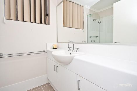 Property photo of 21/1 McNaughton Street Redcliffe QLD 4020