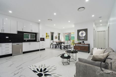 Property photo of 10C Chrysanthemum Avenue Lurnea NSW 2170
