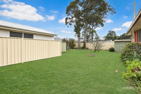 Property photo of 8 Kapooka Avenue Dapto NSW 2530