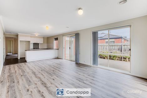 Property photo of 7 Rowan Walk Drouin VIC 3818