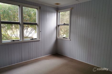 Property photo of 30 South Street Crows Nest QLD 4355