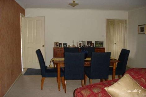 Property photo of 3 Copperfield Place Jerrabomberra NSW 2619