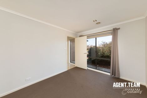 Property photo of 1 Old Street Dunlop ACT 2615