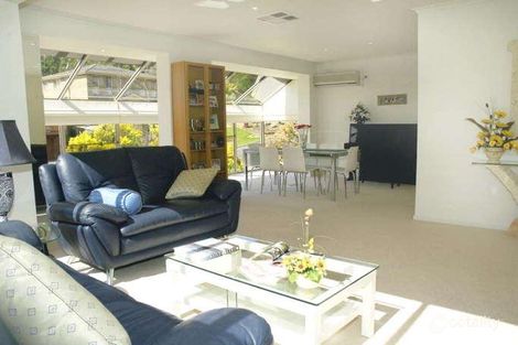 Property photo of 14 Jefferson Grove Doncaster East VIC 3109