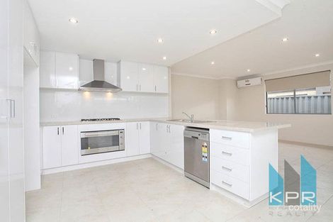 B/17 Clarke Rd, Morley, WA 6062