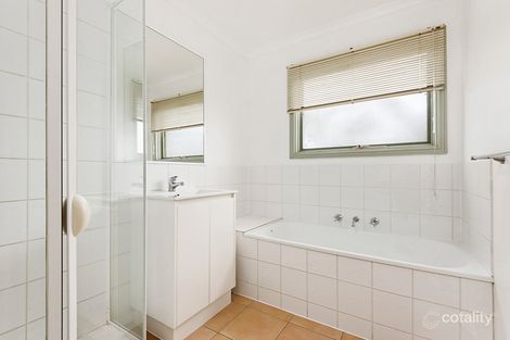Property photo of 2/32 Marjorie Close Bulleen VIC 3105