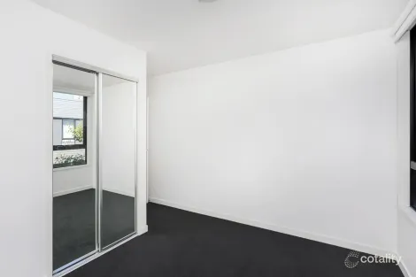 Property photo of 6 Cirque Drive Footscray VIC 3011