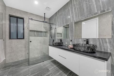 Property photo of 26 Hazel Way Mickleham VIC 3064