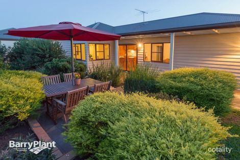 Property photo of 3 Cambridge Court Mornington VIC 3931