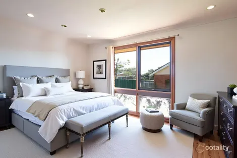 Property photo of 17 Lane Place Minto NSW 2566