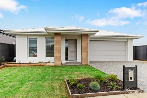 Property photo of 5 Divot Circuit Invermay Park VIC 3350