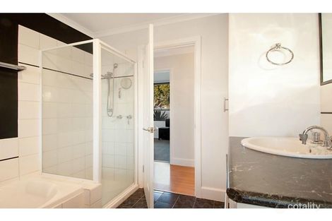 Property photo of 2 Geza Court Baxter VIC 3911