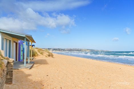 Property photo of 11 Carnation Court Frankston VIC 3199