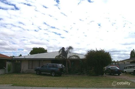 68 Chidzey Dr, Seville Grove, WA 6112