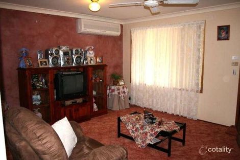 Property photo of 7 Romar Close Bomaderry NSW 2541