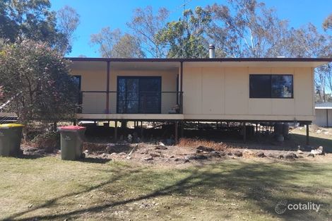 65 Pine Cres, Esk, QLD 4312