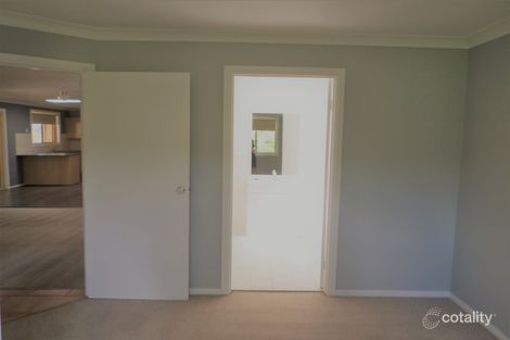 Property photo of 2/5 Madigan Grove Thirlmere NSW 2572