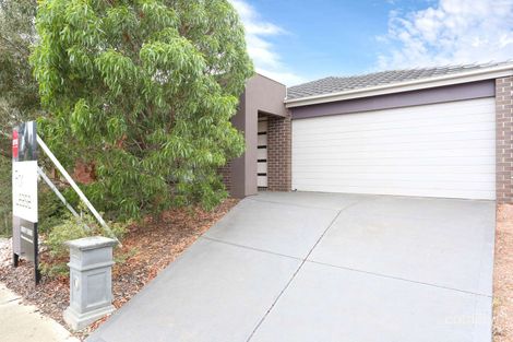 Property photo of 42 Sinclair Crescent Tarneit VIC 3029