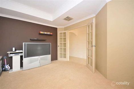 Property photo of 3 Wayford Circle Hocking WA 6065