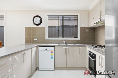 Property photo of 61 Caraleena Drive Tarneit VIC 3029