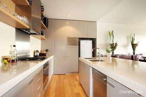 Property photo of 8/23 Beaconsfield Parade Port Melbourne VIC 3207