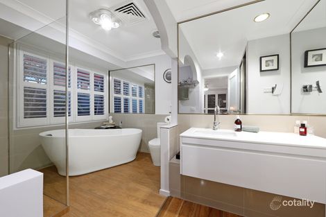 Property photo of 35 Lakeside Boulevard Rowville VIC 3178