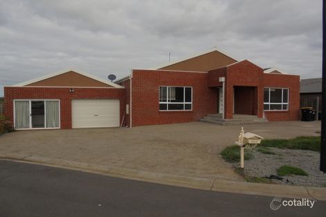 Property photo of 2 Casuarina Court Harkness VIC 3337