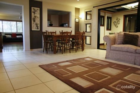 Property photo of 3 Beeka Street Labrador QLD 4215