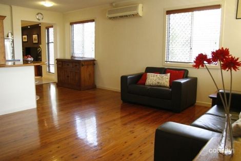 Property photo of 3 Beeka Street Labrador QLD 4215