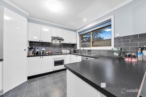 Property photo of 107 Kurrajong Road Narre Warren VIC 3805