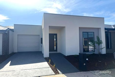 38 Vondel Way, Clyde North, VIC 3978