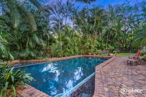 Property photo of 2 Forrest Court Mount Ommaney QLD 4074
