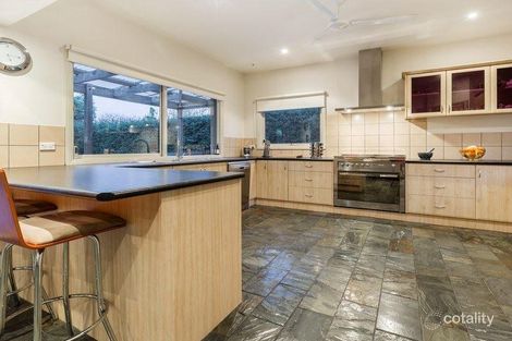 Property photo of 4 Summerfield Drive Mornington VIC 3931