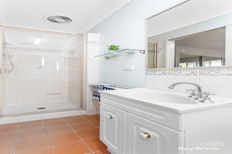 Property photo of 1 Waterview Drive Lammermoor QLD 4703