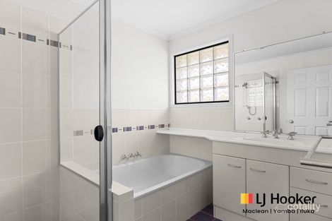 Property photo of 8 Anzac Place Gulmarrad NSW 2463