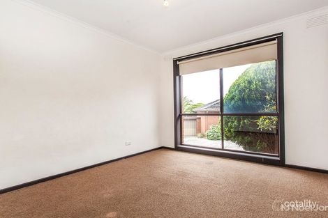 2/17 Moresby Ave, Bulleen, VIC 3105