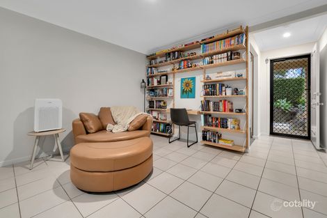 Property photo of 3/69 Cascade Drive Forest Lake QLD 4078