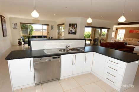 Property photo of 28 Fields Avenue Yarrawonga VIC 3730