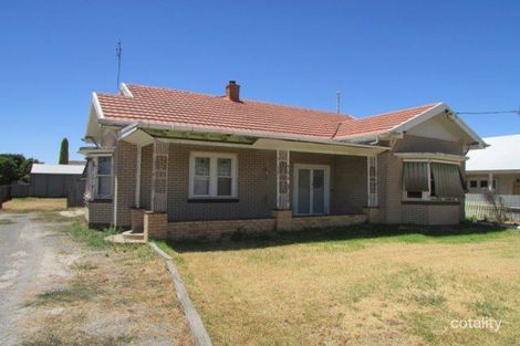 81 Jamouneau St, Warracknabeal, VIC 3393
